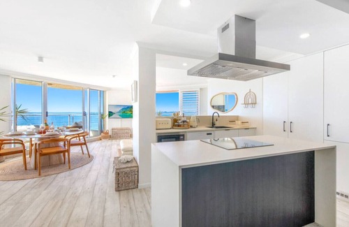 Mermaid Beach Apartment | Golden Sands of Mermaid Beach