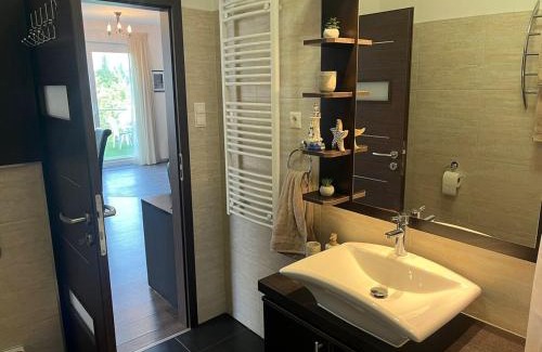 Siofok Aranypart Apartment | Golden Shore Retreat