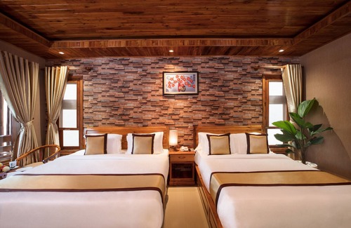 Ong Lang Hotel | Golden Topaz Resort