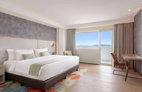 Bandar Lampung Bed & Breakfast | Golden Tulip Springhill Lampung