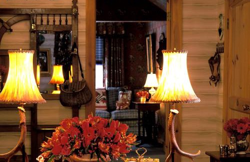 Stowe Hollow House | Goldilocks Cabin