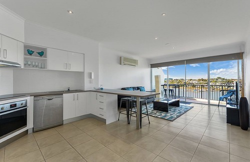 Teneriffe Apartment | Goldsborough Place Apartments