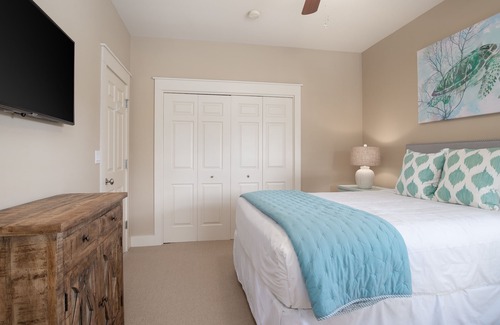 Sandestin House | Golf Cart ~ Screened Porch ~ Spacious Living Area