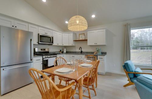 Crossville House | Golf, Fish and Swim at Lake Tansi Outdoor Haven!