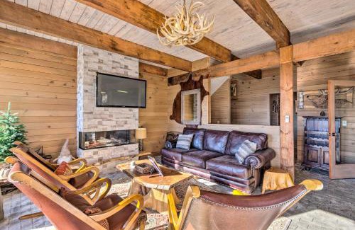 Maggie Valley House | Golf, Sauna, Creek Spectacular Smoky Mtn-View Gem