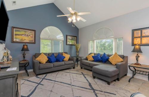 Arcadian Shores Apartment | Golfers Paradise - 3 bedroom, 3 bath villa in Canterbury Court villa