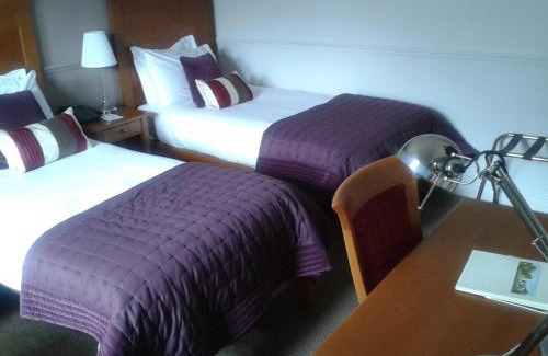 Gomersal Hotel | Gomersal Park Hotel & Bazaar Spa