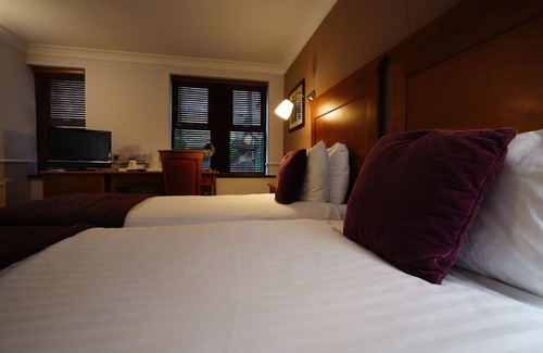 Gomersal Hotel | Gomersal Park Hotel