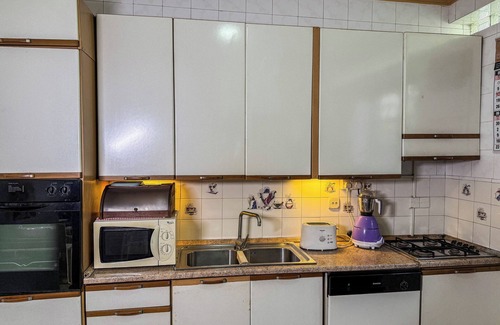 Ragama Bed & Breakfast | Gondolas Holiday Lanka