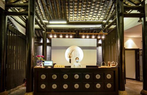 Kunming City Centre Hotel | Gongxili-Xijian Hotel - Kunming Dongfeng East Road Dashuying Metro Station
