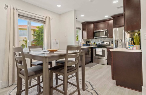 Cutler Bay House | Good Vibes Sanctuary, Central Location South Miami