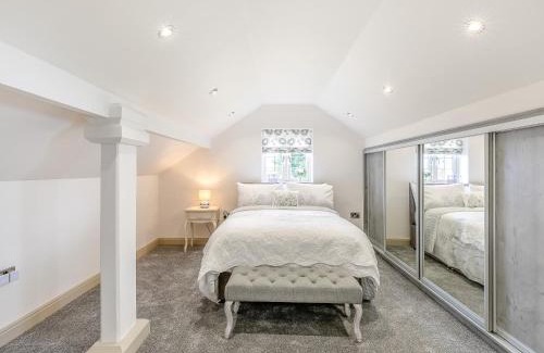 Normanton House | Goosehill Fold