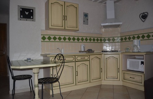 Gordes Cottage | Gordes peaceful group of gites superb view of the Luberon and heated swimming pool