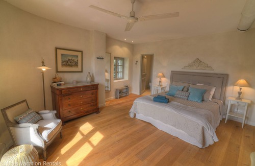 La Capelle-et-Masmolene Other | Gorgeous property in a calm village with plenty of space & heated pool