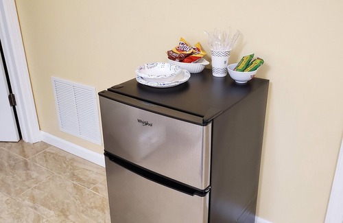 Lyons Apartment | Gorgeous 1br in nature setting, 5 min to NYC train