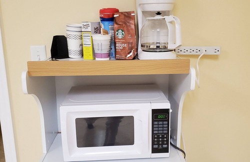 Lyons Apartment | Gorgeous 1br in nature setting, 5 min to NYC train