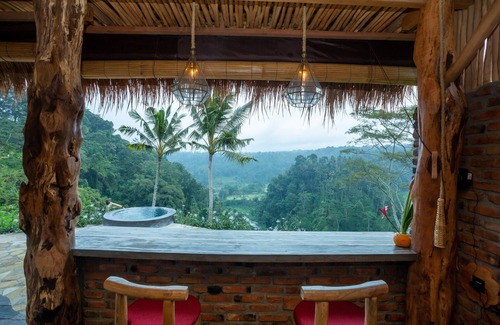 Rendang Villa | Gorgeous 1BR Villa In Karangasem W/BEAUTIFUL VIEW! Perfect Nature Getaway!