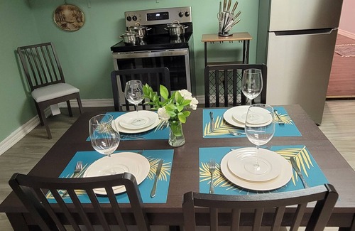 Selwyn Cottage | Gorgeous 2-bdr apartment close to lake with kids playground