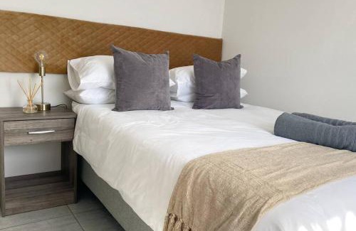 Secunda Apartment | Gorgeous 2-Bedroom apartment