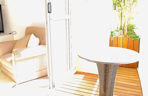 Matriz Apartment | Gorgeous 3 bedroom apartment and balcony in Curitiba History Center.