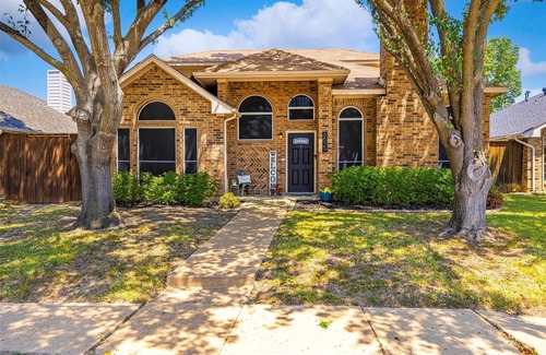 Rowlett House | Gorgeous 3-bedroom house with AC in Rowlett