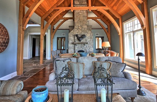 Rosseau Cottage | Gorgeous 6 Bed, 5 Bath Family Cottage on Lake Rosseau with new Boathouse!