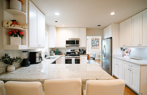 Oxon Hill House | Gorgeous 7BR/3BA Family Home in Maryland!