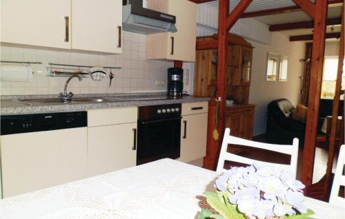 Muhlhausen Apartment | Gorgeous Apartment In Mühlhausen