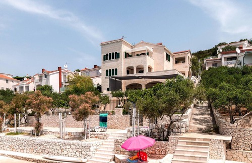 Okrug Donji Apartment | Gorgeous apartment in Okrug Donji