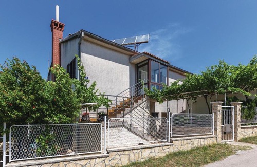 Vinkuran Apartment | Gorgeous Apartment In Medulin With Wifi