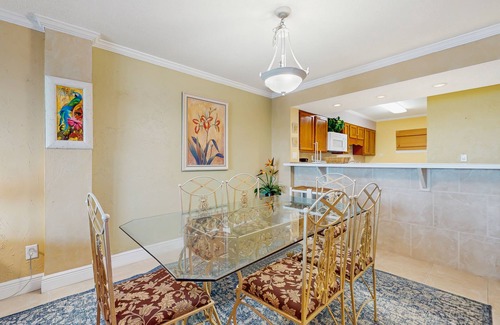 Fort Walton Beach Condo | Gorgeous beachfront condo, shared pool and beach access