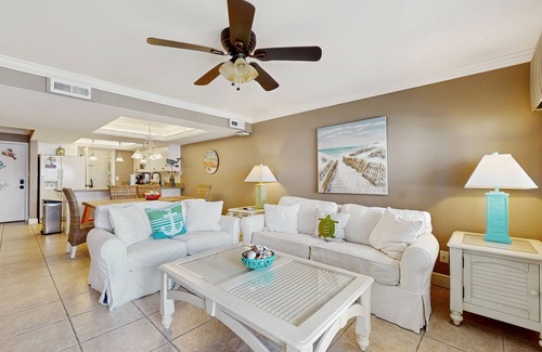 Sunnyside Condo | Gorgeous beachfront condo, shared pool and beach access