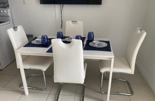 Key Biscayne Apartment | Gorgeous Beachy Chic Condo in Key Biscayne