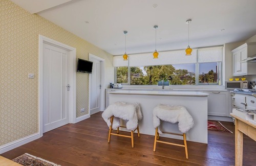 Bosham House | Gorgeous Bosham Family Home | Pass The Keys