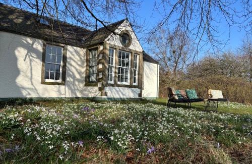 Eddleston House | Gorgeous boutique off-grid cottage near Peebles