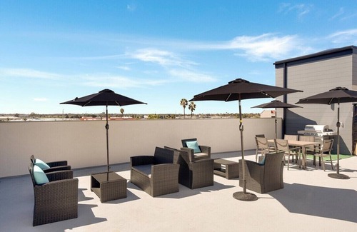 Morena Apartment | Gorgeous Central Unit w/EV Parking, Laundry, AC!