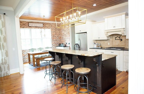 Riverwood Plantation House | Gorgeous Executive Masters Rental In Exclusive Champions Retreat