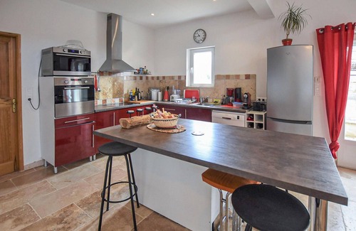 Croagnes House | Gorgeous home in Saint-Saturnin-lès-Apt