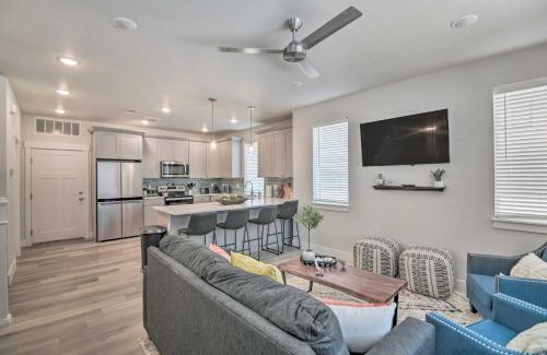 Greeley House | Gorgeous Greeley Getaway - Close to Parks!