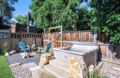 University Park Apartment | Gorgeous Guest Suite. Walk to Old Town & CSU!