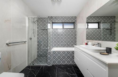 Hawker Apartment | Gorgeous Hawker Townhouse