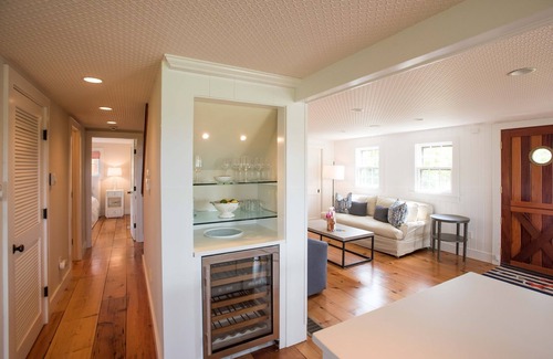 Madaket House | Gorgeous Hidden Gem - Madaket Sunsets, Waterviews, Walk to Beach!