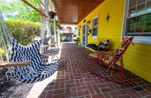 Wildwood House | Gorgeous historic Victorian with 8 bedroom/4 baths