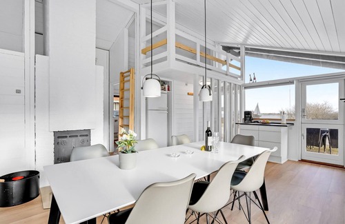 Aabenraa House | Gorgeous home in Aabenraa with WiFi