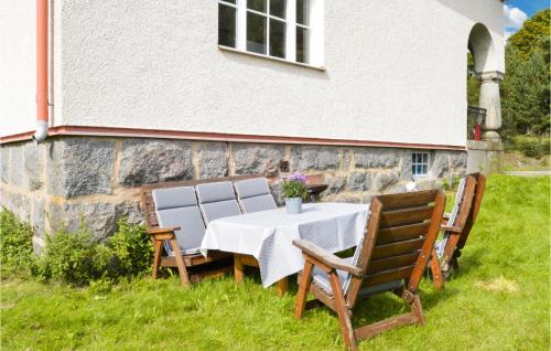 Finspang Municipality House | Gorgeous Home In Finspång With Wifi