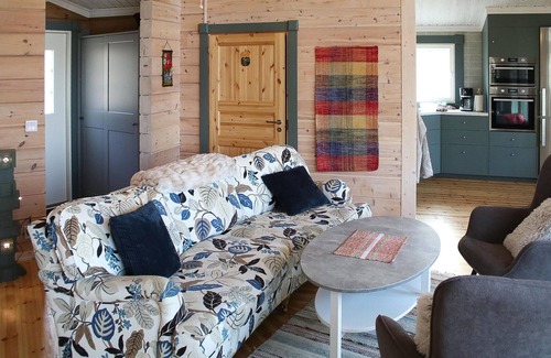 Fjalkinge House | Gorgeous home in Fjälkinge with kitchen