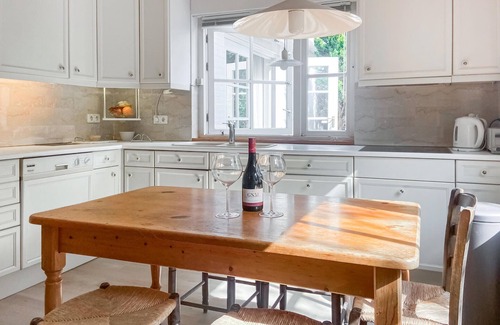 Groet House | Gorgeous home in Groet with WiFi