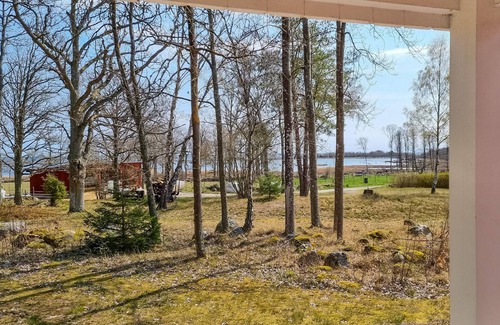 Jamjo House | Gorgeous home in Jämjö with kitchen