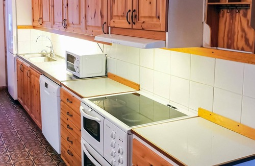 Trehorningsjo House | Gorgeous home in Karlsviken