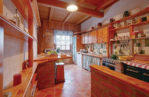 Ludbreg House | Gorgeous home in Ludbreg with sauna